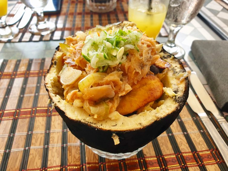 CaribbeanAndCo's tweet photo. @_LoveCaribbean @belizevacation A7: Shoutout to Saint Vincent & The Grenadines for delicious breadfruit bowl from The Grenadine House hotel. Such a beautiful presentation of local food and so yummy! π #LoveCaribbean #SustainableTourism #CaribbeanFood #DiscoverSVG #ccSVG https://t.co/ZlMwppSW85