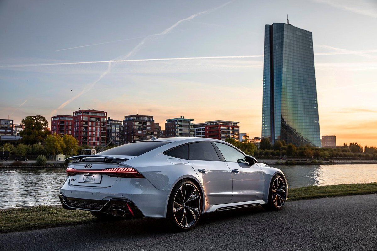 AudiGalway's tweet photo. Meet the all new 2020 Audi RS7 in Glacier White.
Photo credit: Auditography - Unique Audi photography

#audi #auditography #audirs7 #rs7 #newrs7 #quattro #audisport https://t.co/XlYLqEuOd5