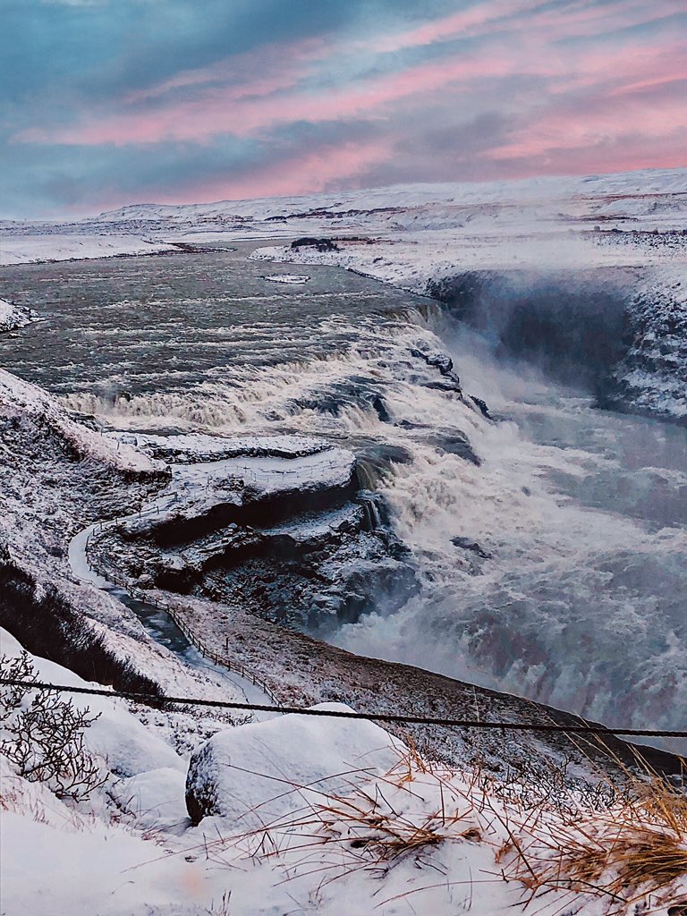 sl2016_sl's tweet image. It’s #waterfallwednesday - share your favourite pics of waterfalls!  Here’s the gorgeous #gulfoss to kick things off.  #waterfalls #GoldenCircle #iceland