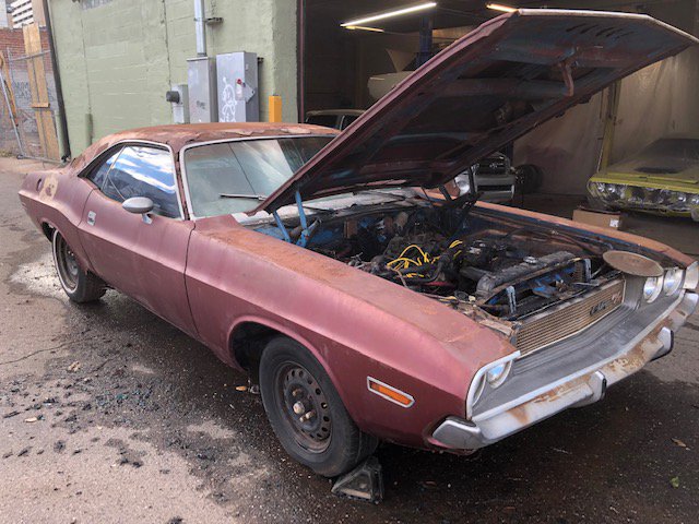 ClassicCarsSMG's tweet photo. Do you want a very rare and desirable car?
1970 #DodgeChallengerRT
Original paint was #B5Blue
Original engine, trans, fender tag
#ClassicCars
#VintageCars
#ClassiChallengerRT
#ChallengerRT
#Challenger
$19,500
Visit our website: https://t.co/VDujjV7m2h
Call us at 303-296-1688 https://t.co/pGcpVaqsoq