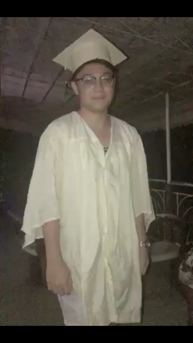 Dhunyx's tweet photo. @CongmonMichael Happy Birthday pre!! 🎉 Hunongi nang shs hunting mon kay hmm HAHAHAH😂 Maynta makatapok napd nya ta ninyo pohon woo https://t.co/30HxRxSb43