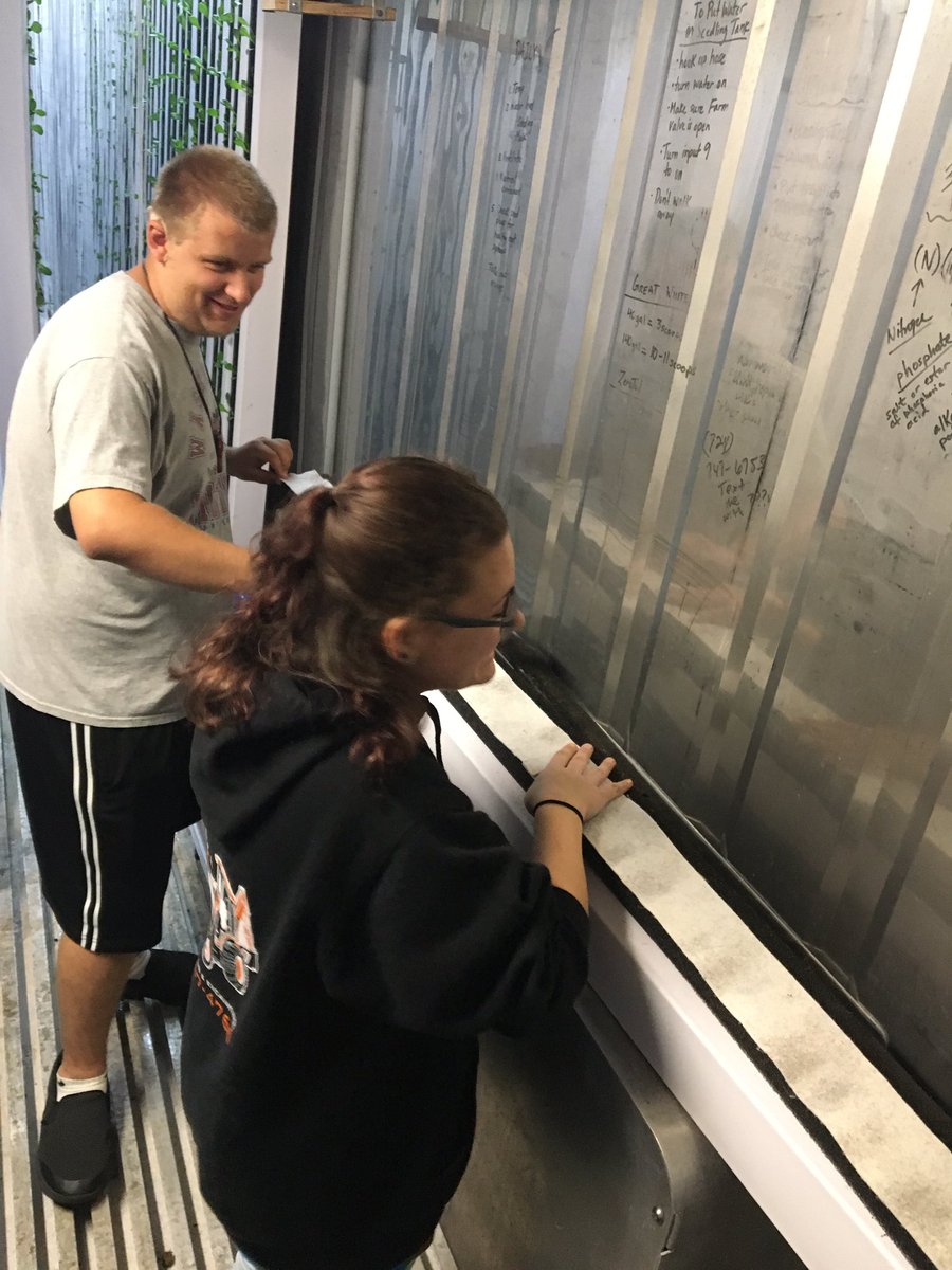 hartleyfarm_51's tweet photo. Career readiness and teamwork initiatives being fulfilled in Greenhouse Production using the Trinity LGM #trinitypride #freightfarm https://t.co/E24QYsTS3I