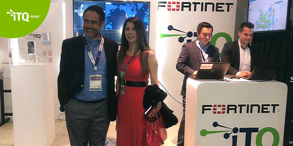ITQ_Latam's tweet photo. ¡Así vivimos el primer día del #OEACyberSimposio19! Nuestro Gerente General Iván Toro aseguró que, “para #ITQLatam es muy motivador y enriquecedor apoyar la realización de este importante encuentro continental, tanto para conocer y compartir experiencias en ciberseguridad...". https://t.co/cSNJb9yQEF