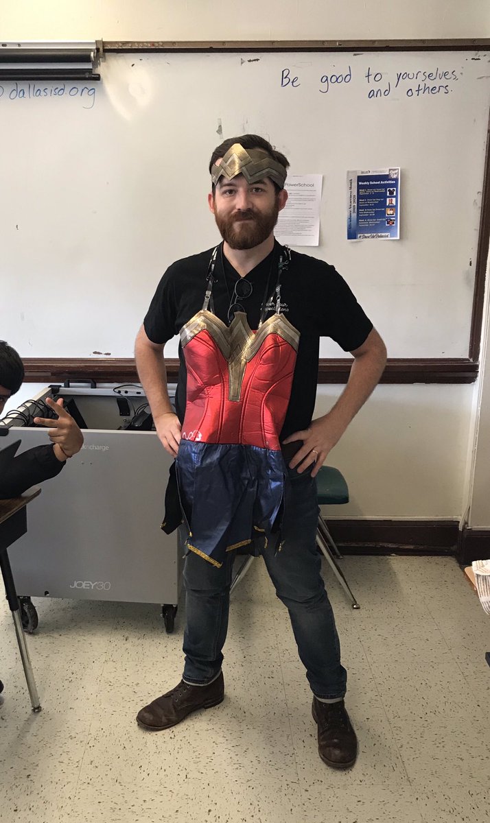 writerealgood's tweet photo. Superhero Day in #DISD for #AttendanceAwarenessMonth #ShowUpStandUp #WoodrowWilsonHS https://t.co/Xfow4bKRcr