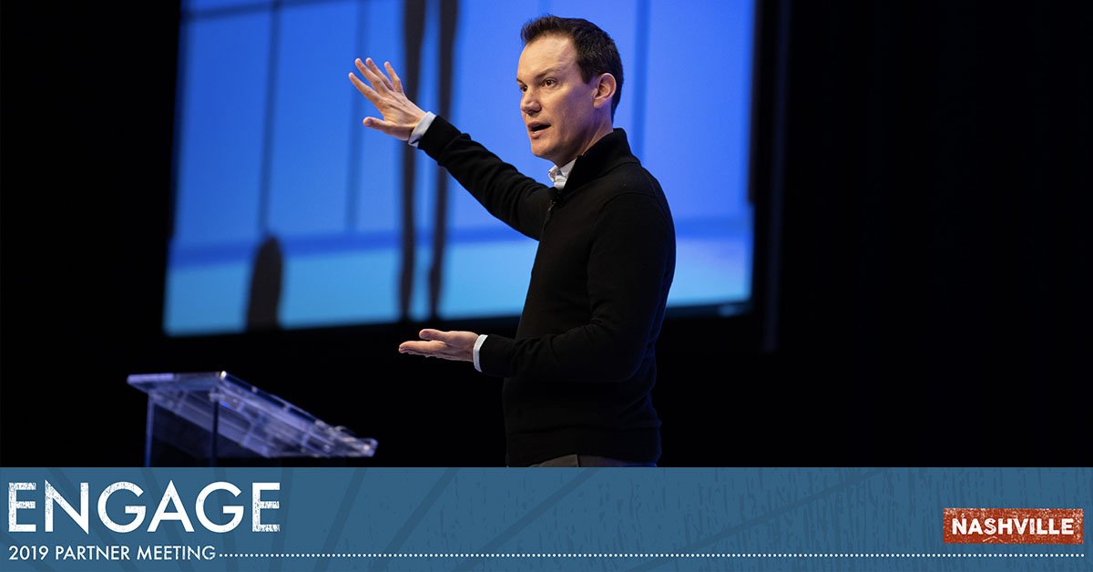LifeatDHG's tweet photo. Speaking on the power of optimism, nationally recognized author @shawnachor presented to our DHG leaders at the 2019 Engage Partner meeting today. Shawn spoke on Big Potential and how transforming the pursuit of success raises our achievement, happiness and well-being! #ONEDHG https://t.co/MUtrQUNwDj