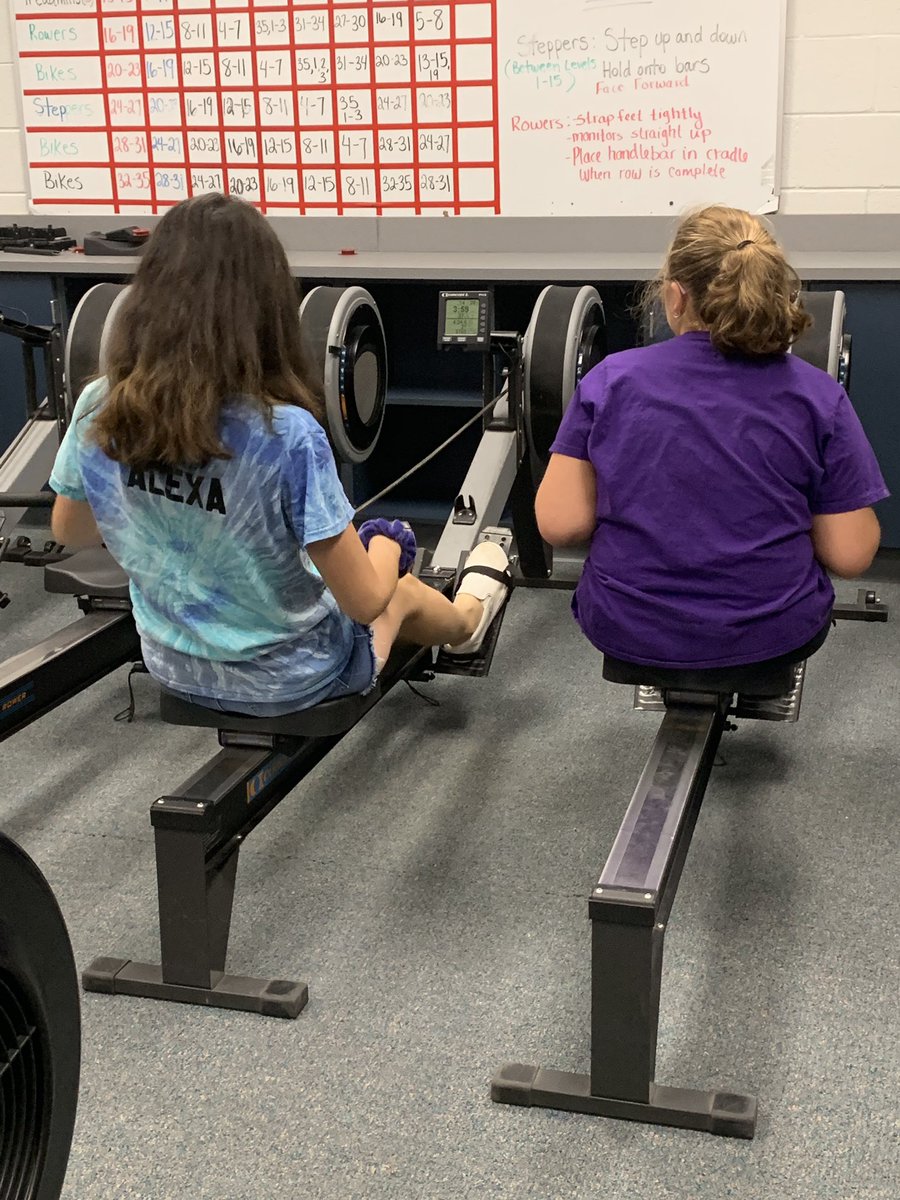 FCPSAdaptedPE's tweet photo. Inclusive PE is all about peer relationships between gen ed students & students with special needs. @BergersPEclass was working on yoga and cardio room activities with peers supporting today! #fcpspe #MSinclusivePE #Adapted #AdaptedPE #PhysEd https://t.co/lKlDVuOdOQ