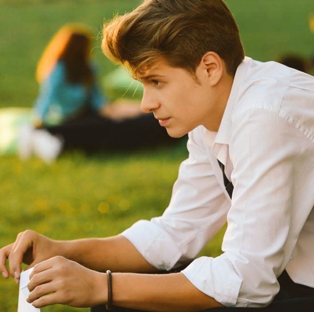 Adamdaki karizma....
<a href="/burakyoruks/">Burak Yörük</a>