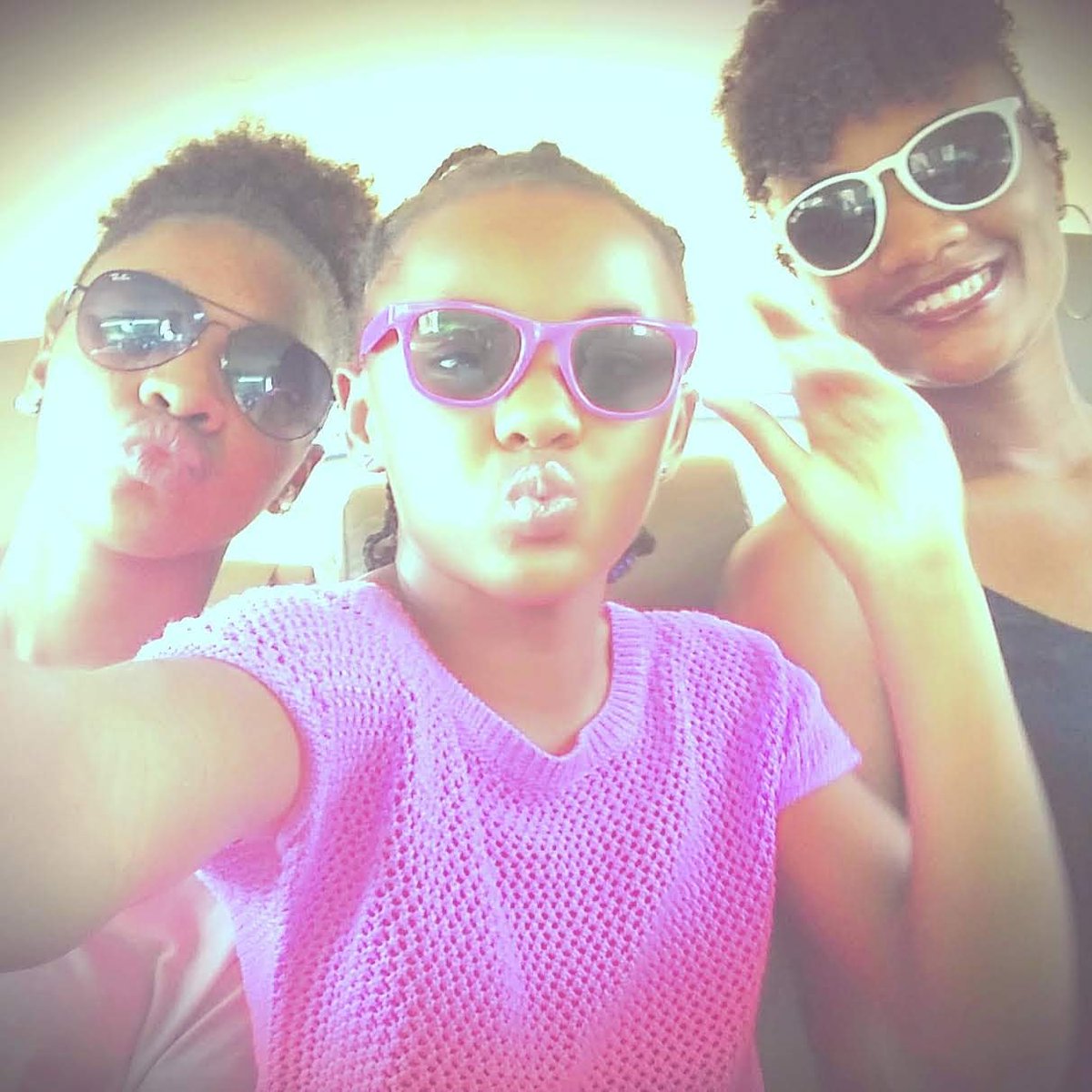 MackSafford's tweet photo. National Daughter's Day!❤😘 Love my kiddos.  #lovemygirls #daughters #three #girls #kids #positivevibes #goodvibes #motivation #greatness #encouragement https://t.co/N3MD0ddbY5