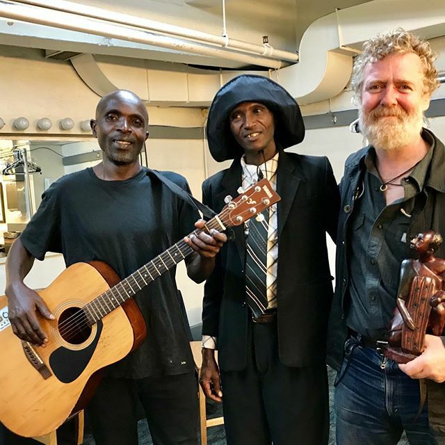 "Thanks to Glen Hansard for inviting us to America!!! He has made a dream come true." #songwriter#singersongwriter#indie#indiemusic#folk#folkmusic#indiefolk#indierock#Rwanda#world#worldmusic#Africa#Africanmusic#antirecords#instamusic#listentothis#glenhan… ift.tt/2ltlhXP