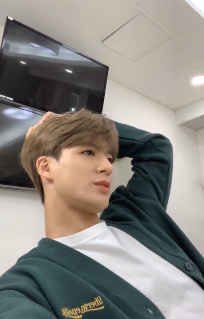 𝙉𝙤.𝟗 tweet media