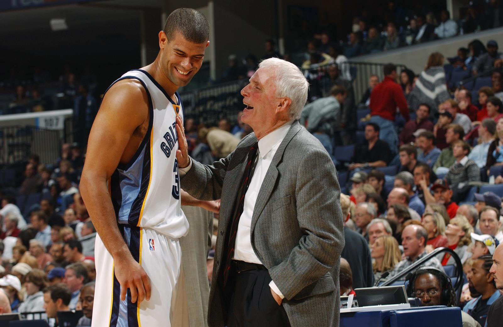 Happy 86th birthday to the amazing Hubie Brown! 