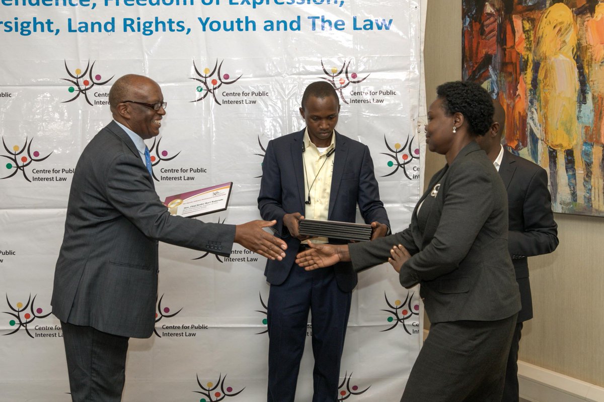 Cepil_Africa's tweet photo. Hon. Chief Justice Bart Katureebe was awarded Best Performing Justice of the Supreme Court 2018,
Hon. Justice Remmy Kasule-Best Performing Justice of the Court of Appeal 2018
#ScorecardReport2018 #JudiciaryAwardsGala2019 @JudiciaryUG
@LaspnetUganda @ug_lawsociety https://t.co/EmY1GnXxKs