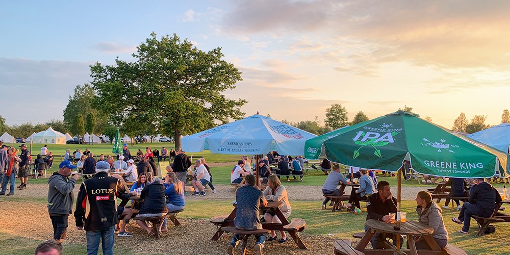 SilverstoneUK's tweet photo. ⛺️We are pleased to announce that Silverstone Golf Club is our official campsite for 2020. Camping for Formula 1® British Grand Prix and British Grand Prix MotoGP™ is now on sale 😁 

Please visit https://t.co/lFNJ3zdcd1 for more information⛺️ https://t.co/auFD59u71q