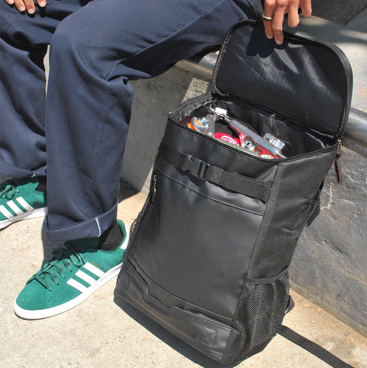 Independent Trucks on X The Independent Container Backpack features a roomy main compartment and skate straps necessary for all your skate trip needs. Available at your local skateshop https t Ddif...