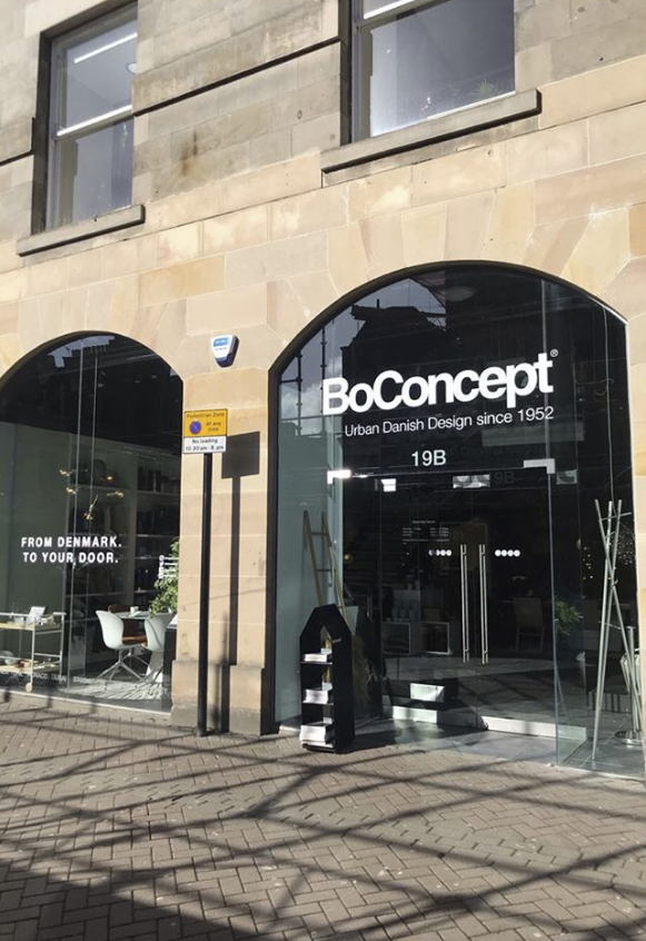 Edinburgh_CM's tweet photo. We're so happy to be back at @BoConceptScot for #CMMuse after such a great time with them in July. BoConcept design, produce and sell contemporary furniture, accessories + lighting. Check out their Rose St store anytime (why not 08.30-10.00am on Friday?) 
#Danishdesign #Edinburgh https://t.co/S6R01hjKxz