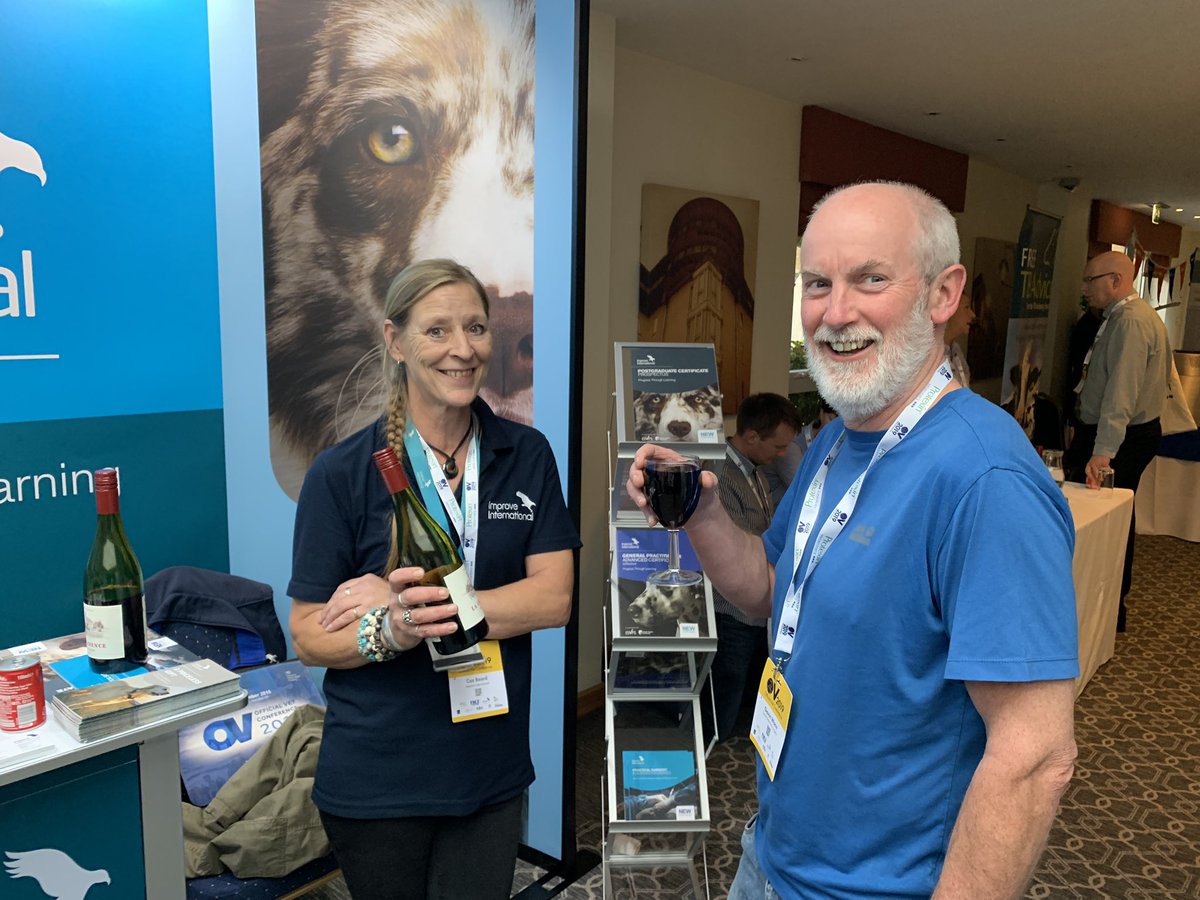 Official_Vet's tweet photo. Happy Hour @Official_Vet #OVConf2019 https://t.co/vSIL7DBZ1S