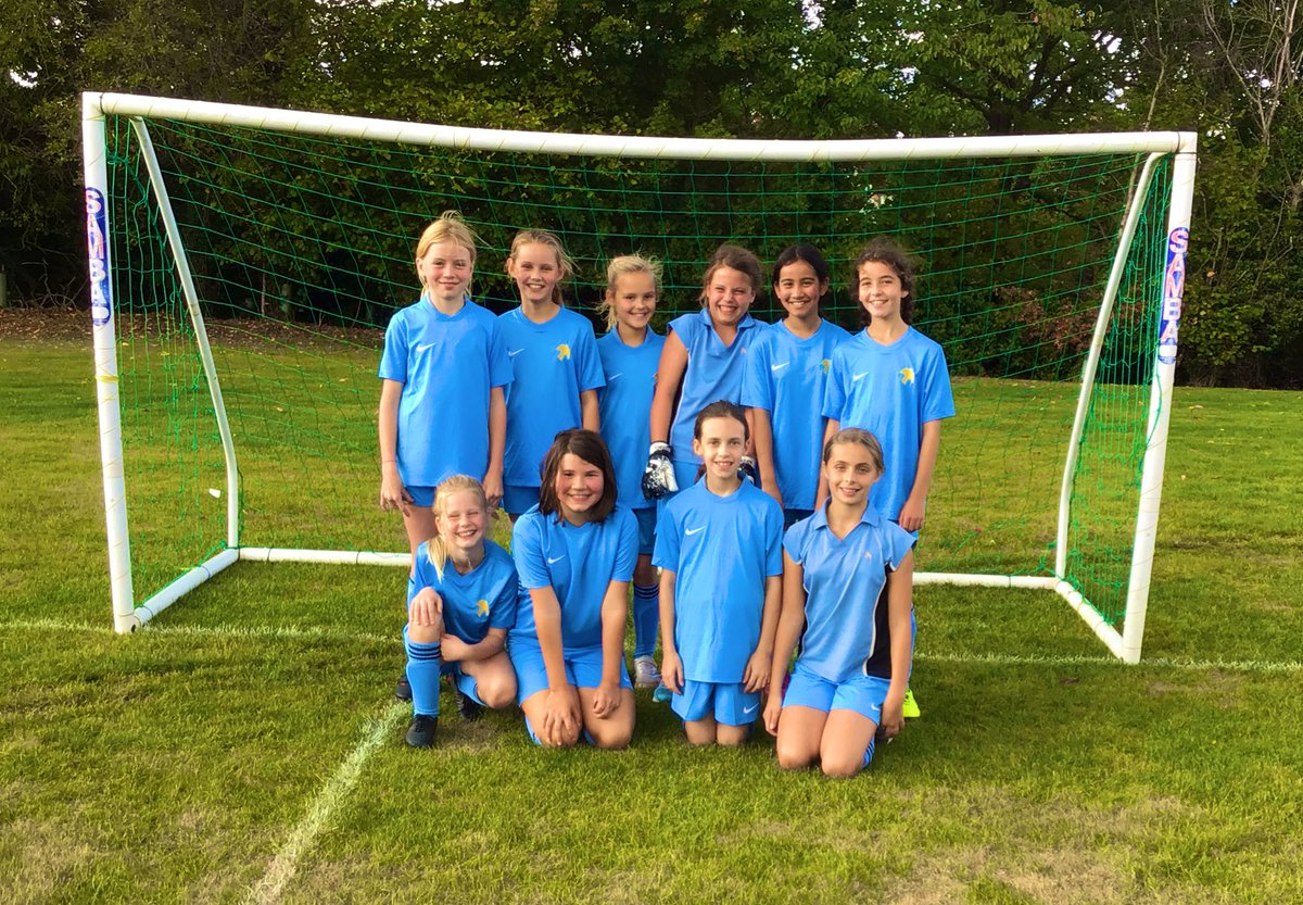 CFS_Sport's tweet photo. A really strong performance from our U11 football team this afternoon in a very competitive game against Miss Cowell’s previous school! It ended in a 1-1 draw, with some very smart play from both teams 👏🏻⚽️ Thank you to @SHSGirlsPrep for hosting us #CFSY6 #CFSY5 @NicolaCowellCF https://t.co/xuA1aNgdBt