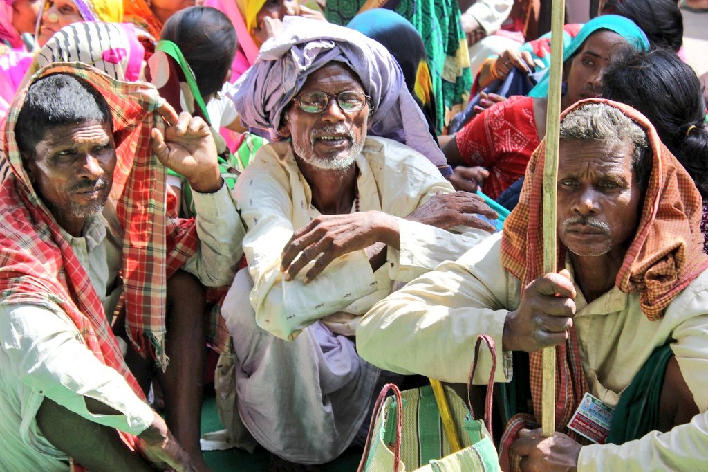 Helpageindia's tweet photo. Pension is a recognition that elders have contributed to the country's economy &amp; GDP. Join in and tweet with hashtag #SabkoPension this #IDOP2019 and help build the elders' voice for their rights. They need you to stand with them, they need you to be their voice. Will you? https://t.co/FDruMaq4rr