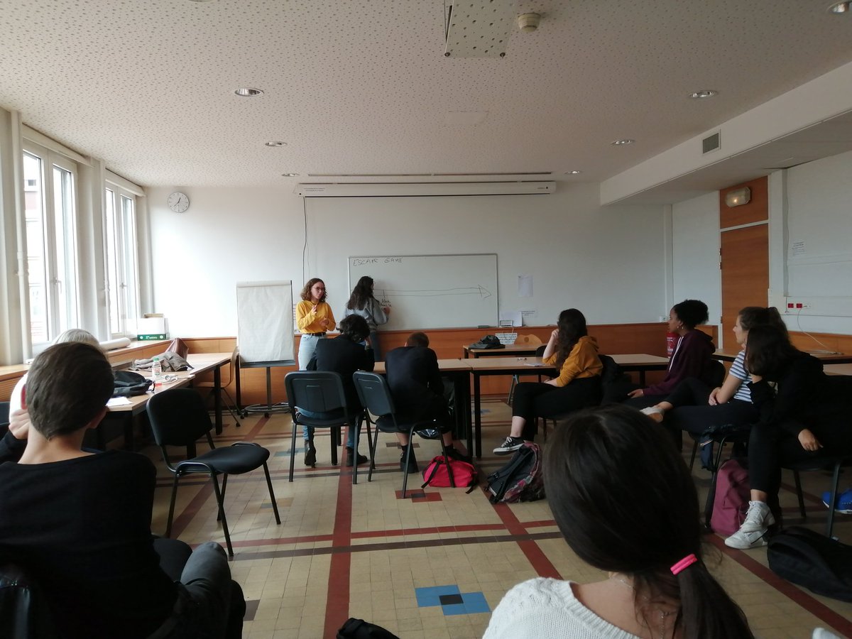 carret_leda's tweet photo. Les ambassadeurs lycéens contre le harcèlement du Lycée Récamier de @academielyon préparent avec enthousiasme toutes les actions prévues pour cette année scolaire 2019-2020 #engagement #osonsagir @VieLyceenne @Brosier1 @saroques https://t.co/6UY4wuil6h