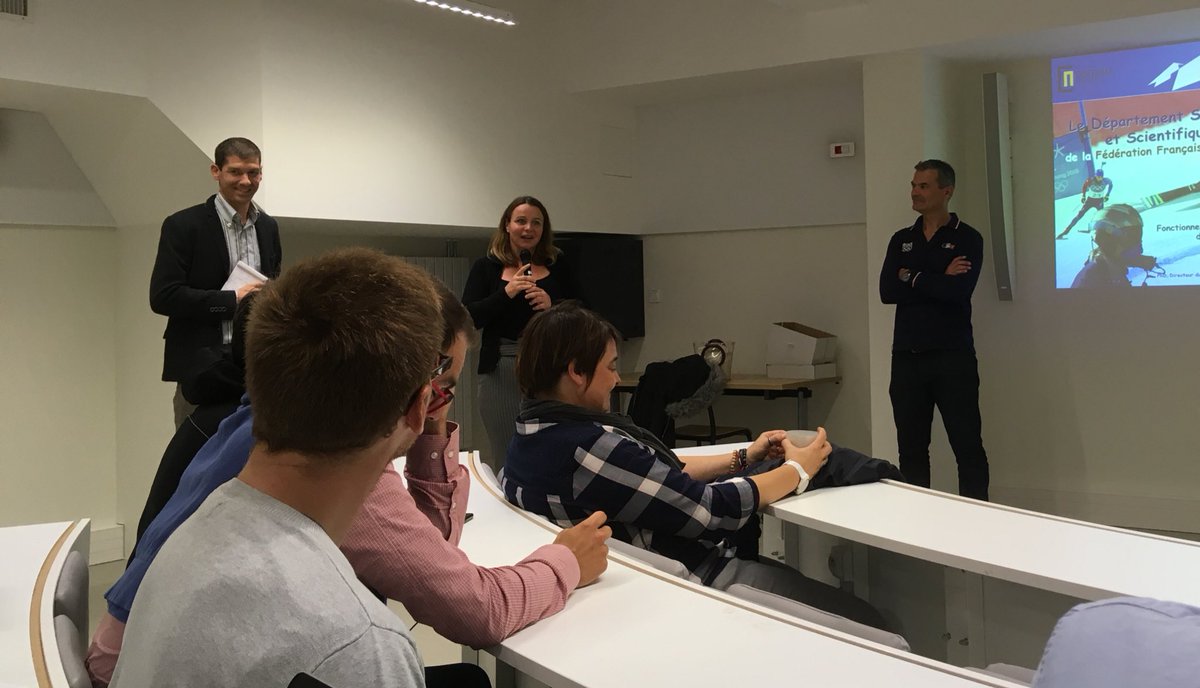 frlegentilhomme's tweet photo. Beau succès ce soir pour la conférence organisée par le #crepspdl  sur « les activités scientifiques de la fédération de ski » avec Nicolas Coulmy à l’école Centrale de Nantes https://t.co/7FsdQ4q1p9