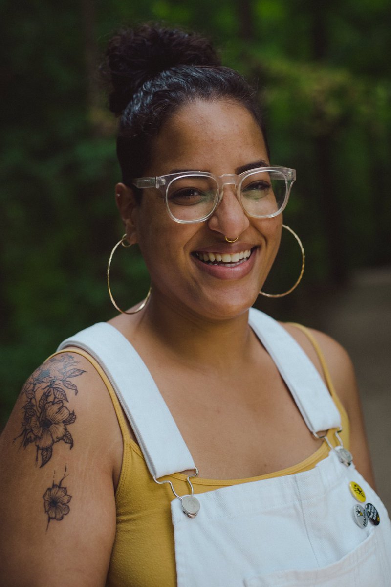 melaninmlatonin's tweet photo. Oh! It's #BlackNonbinaryJoy o'clock! https://t.co/fY5g08i912