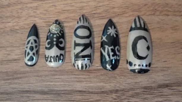 GoddessNailLove's tweet photo. Ouija Set

DM for prices and shipping info https://t.co/m4CY05Zeho