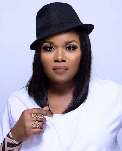 LeadingLadiesNg's tweet photo. Best Make-up Artist (The Nigerian Event Awards 2012) and Makeup Brand of the Year (APPOEMN 2017).
she is our second #WCW for today and her story is inspirational. #LLBI #inspiration #wcw #womenempowerment https://t.co/R7LulJDr9c