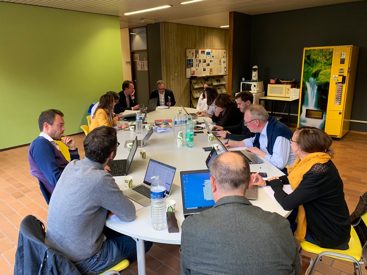 Comité de réaction 
On rattrape notre petit retard😀