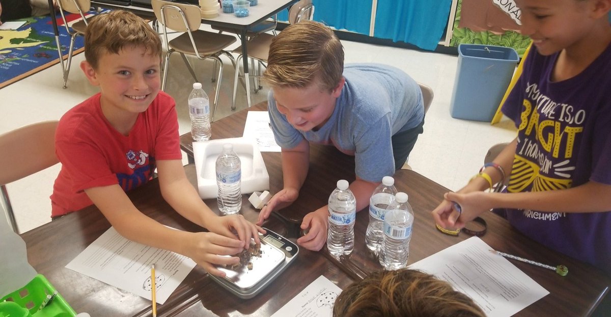 Dee_justteach's tweet photo. That's the way the cookie crumbles!! Investigating conservation of mass @GCES_GoneGlobal #ccsscience #matter #mass https://t.co/3hoAAJKKl7