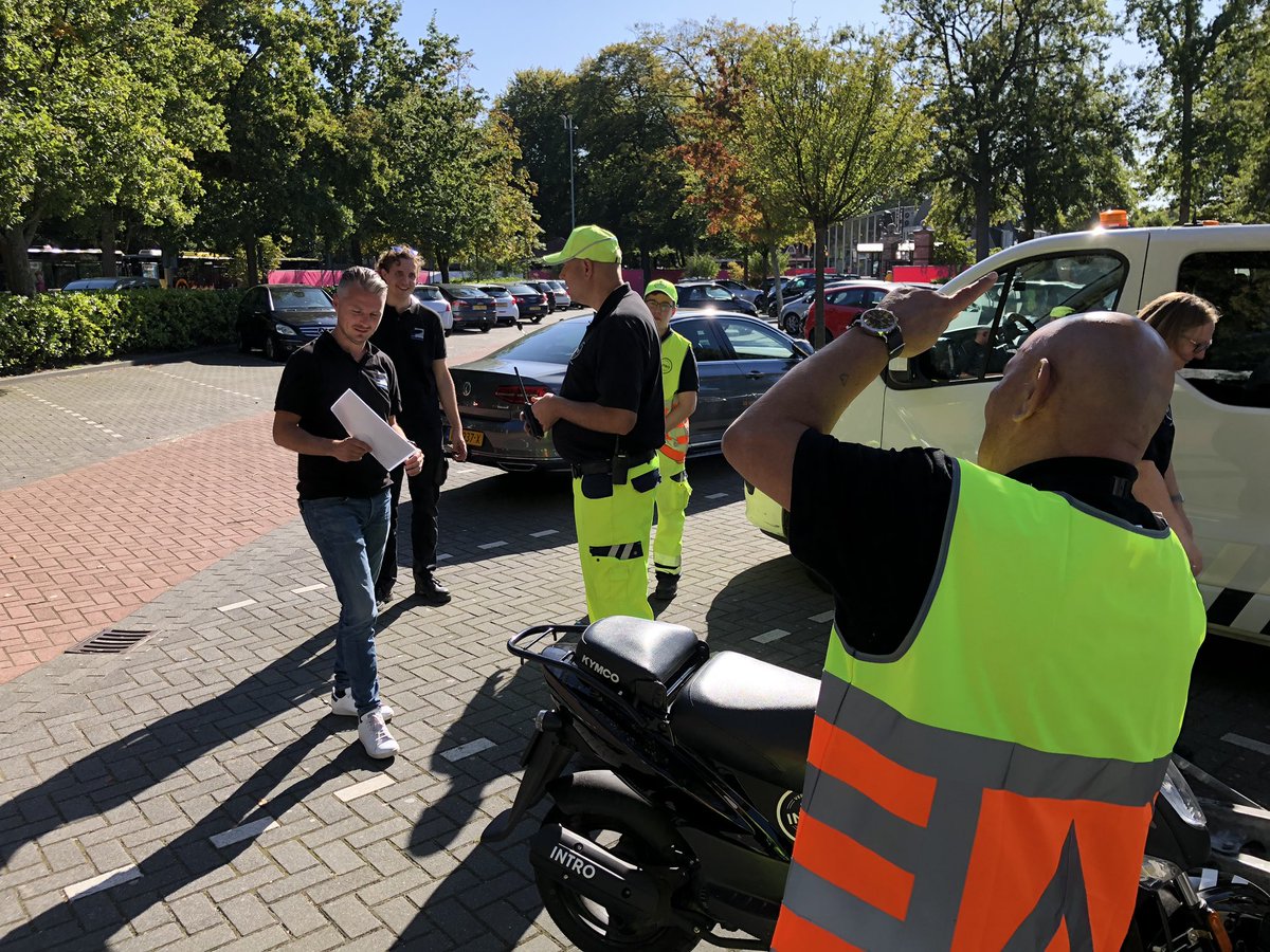 VSPBegeleiding's tweet photo. Tina Festival 2019: Iov Attractiepark En Camping Duinrell B.V. hebben wij de mobiliteit planvorming, werkvoorbereiding en coördinatie verzorgd. Doel was minder hinder voor de bezoeker en de omgeving. Dat is oa ingevuld met meer spreiding, wat positief heeft gewerkt! https://t.co/DGho1kOV9R