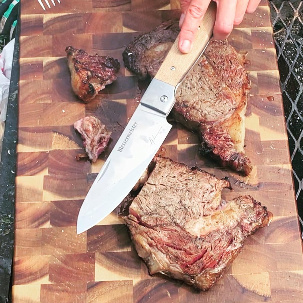 Messermeister's tweet image. One of many iterations of our folding chef's knife from the #AdventureChefCollection. When developing the chef's knife, we wanted to have the best hand clearance and contact with the cutting board. 

Learn more about this project on @kickstarter 
soo.nr/KQvt