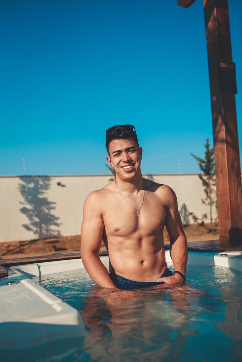 diegulucas's tweet photo. 💦💙🙌🏻🛄 https://t.co/OBECL6RQqX