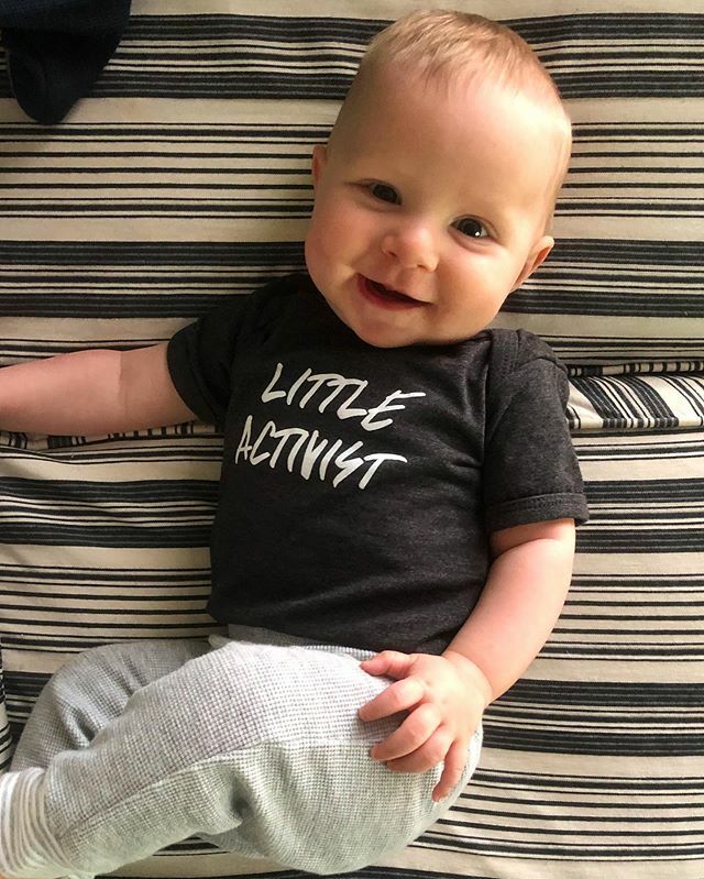 jessostroff's tweet photo. This little activist has a lot to say about the current state of our country but no one listens to him because he’s JUST TOO CUTE! 👶🏻😍✊🏻 #littleactivist #averytyson #20weeksold https://t.co/G4ZQ3I3N2Y https://t.co/7aDiz5fQyW