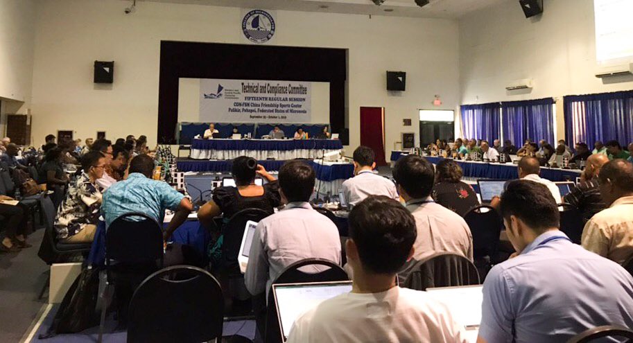 Produccion_Ecu's tweet image. #Pohnpei | Del 25 de septiembre al 1 de octubre @JIsidroAndrade, coordinador Zonal 4 del #MPCEIP, participa como delegado del Ecuador, de la 15a reunión del Comité Técnico de Cumplimiento de la Comisión de Pesquerías del Pacífico Occidental y Central.