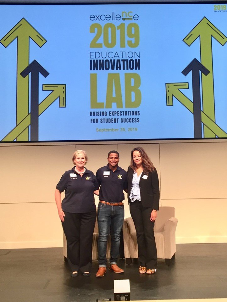 KDUKnighted's tweet photo. Sharing our Northern High School Peer Group Connection experience at #NCEdLab2019 with @c3traylor and @joyce_loveless! Connected. Supported. UKnighted! @BESTNCorg @pmubenga @NorthernPrinc @NHSdpsnc @LetStudentsLead #WeAreDPS https://t.co/exRfobS1Jc