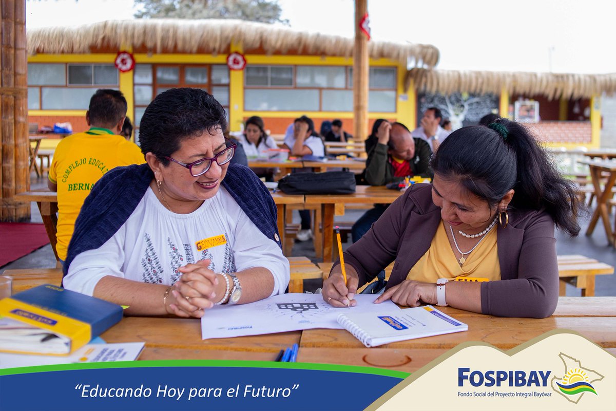 Fospibay's tweet photo. En el marco del Proyecto “Educando Hoy para el Futuro –Secundaria” que financia el @Fospibay en alianza estratégica con #UgelSechura se realizó el III Encuentro Anual de Directores 2019 denominado “Liderando Equipos para el Cambio”.
#Fospibay #DesarrolloParaSechura https://t.co/3kx20GmBZb