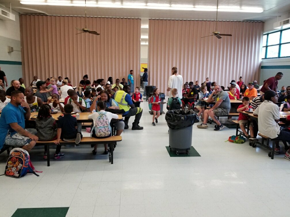 BoulevardRamona's tweet photo. Thank you to all of our dads, grandfathers, uncles, godparents and role models for coming to "Dads Take Your Kids To School Day!" We appreciate you. #dcpsrocks #teamduval #teamramona #isiregionrocks #FLDadsAtSchool #fleducation https://t.co/tcsd7ml0Hr