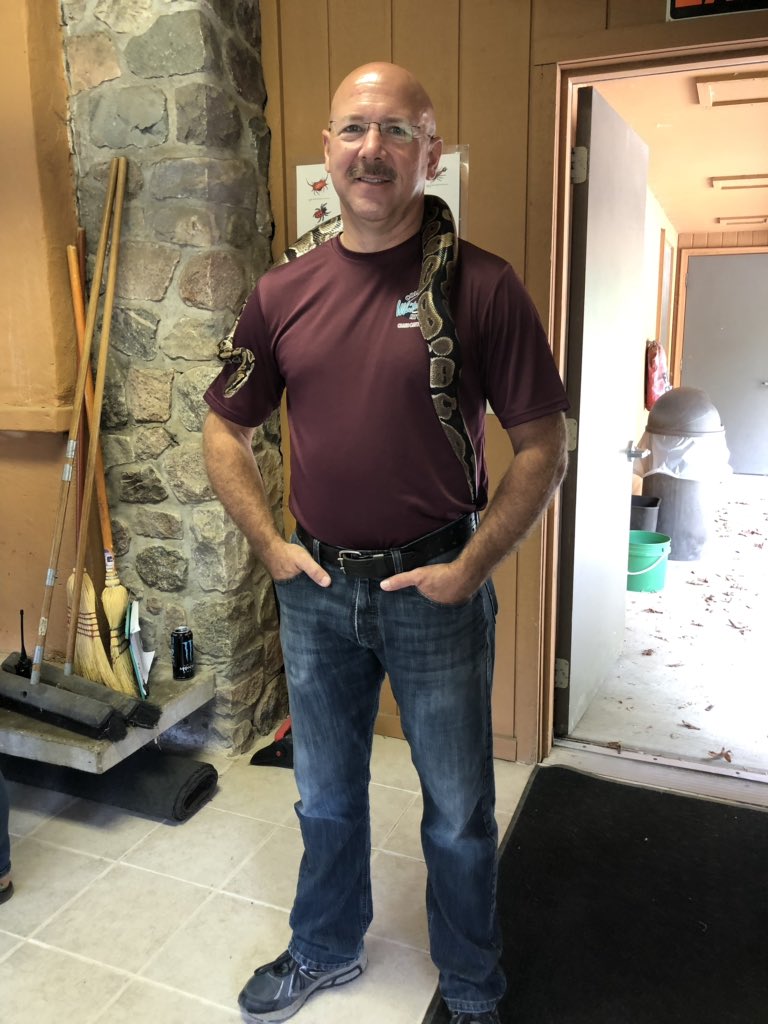TFD205's tweet photo. Reptiles!!! #romscamp2019 #bulldawgproud https://t.co/hCHxqRS4h0