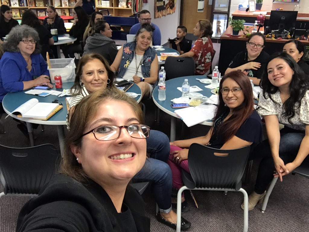 LMireles_MCES's tweet image. #howdoyoufeel @NoraMacias_MCE Pre-K is the best!