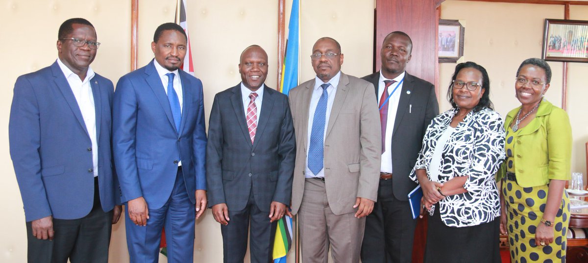 1. The Ministry @kilimoKE, values its collaboration with <a href="/FAOKenya/">FAO in Kenya</a>.

This afternoon, the outgoing FAO Country Representative <a href="/RugalemaGabriel/">Gabriel Rugalema</a>, bade me farewell at Kilimo House.