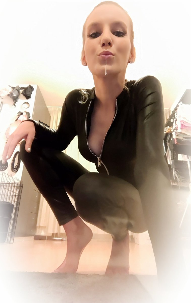 IamRachelSparks's tweet photo. Dare to submit &amp; beg for My #spit

💦💦💦

#SpitFetish #Saliva #SalivaFetish https://t.co/OVjxxSpI6G