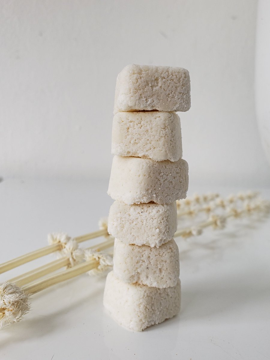 bathsavvy's tweet image. There are a million reasons to skip taking care of yourself, here are 6 little reasons to take some #metime today. #showerbombs are an easy way to carve some you time into any day.  Pop it out, throw it into the back of the stream and enjoy. #bathsavvy #naturalskincare
