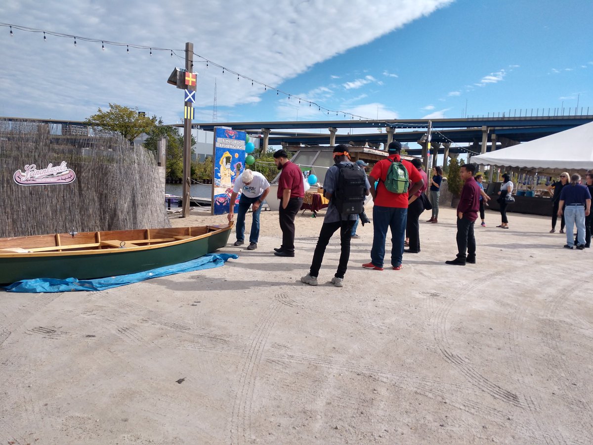 Charli75862's tweet photo. A beautiful day to launch the newly completed boats from the summer build2learn camp! All of the floated and the kids learned how to row without problems. #allhandsboatworks #teambrowndeer https://t.co/GM1YDnmo7p