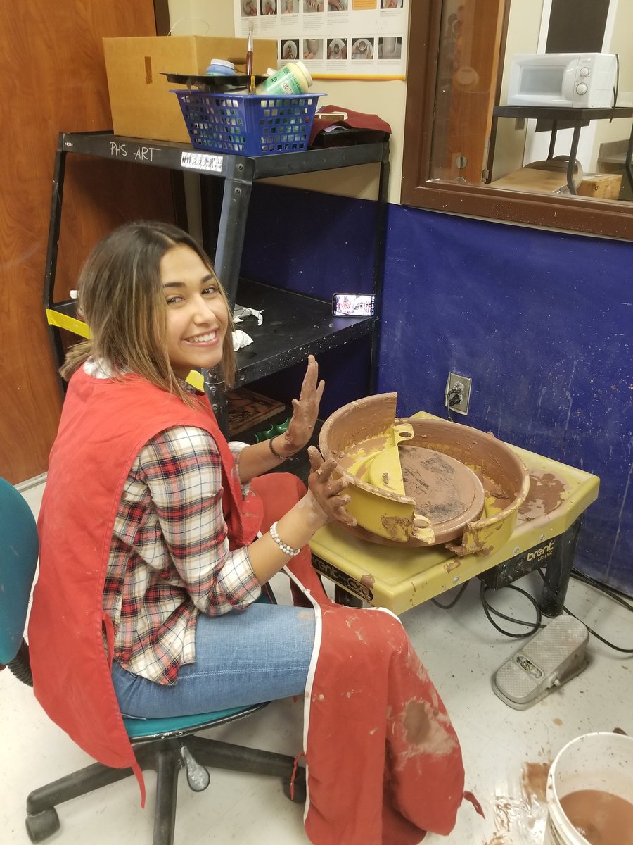 MsIsaacArt's tweet photo. Learning to throw on the wheel! Great way to have first day back with a big mess! #PHSFocus2020 @MrPenateArt @spartanartmomma @Zapp_Art @PorterSpartans @newcaneyisd https://t.co/jPYValIduz