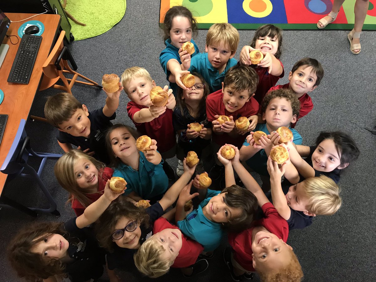 MrsShell_TDA's tweet image. Shanah Tovah! It smells so good in our classroom right now. Look at these beautiful round challahs we made!! #davisk