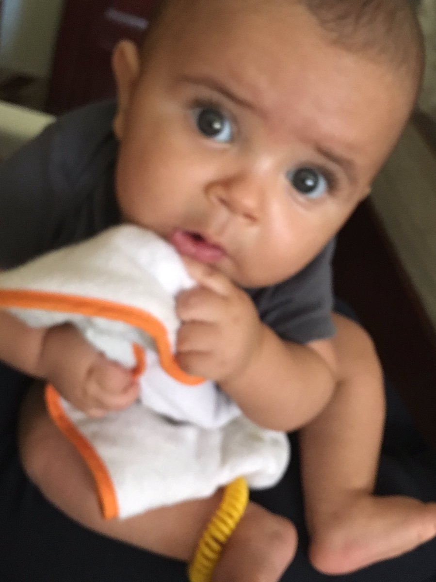 ElimarteL's tweet photo. Chiquito de mamá 🥰 #Elian #amorchiquito #demami https://t.co/5S8tNuq3OA