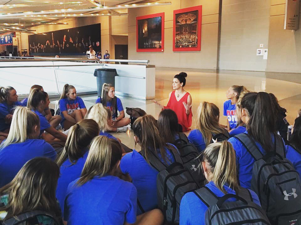 Looking for Team Building Opportunities? - Schedule a Session to Inspire Your Dance or Cheer Team!mailchi.mp/34dbff6ca21f/l…