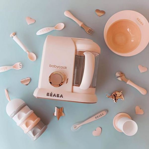 ShopBorderfree's tweet photo. Trend alert! 🚨 Everything's coming up rose gold. ✨ Shop #rosegold faves now from @buybuyBABY and get international shipping - https://t.co/fOQMrEwioy #shopborderfree #BFStyle  #buybuyBABY #babyhood #babyregistry #babyfaves #babyproducts #babycook #momlife #trendy https://t.co/W8CWkqIP0F