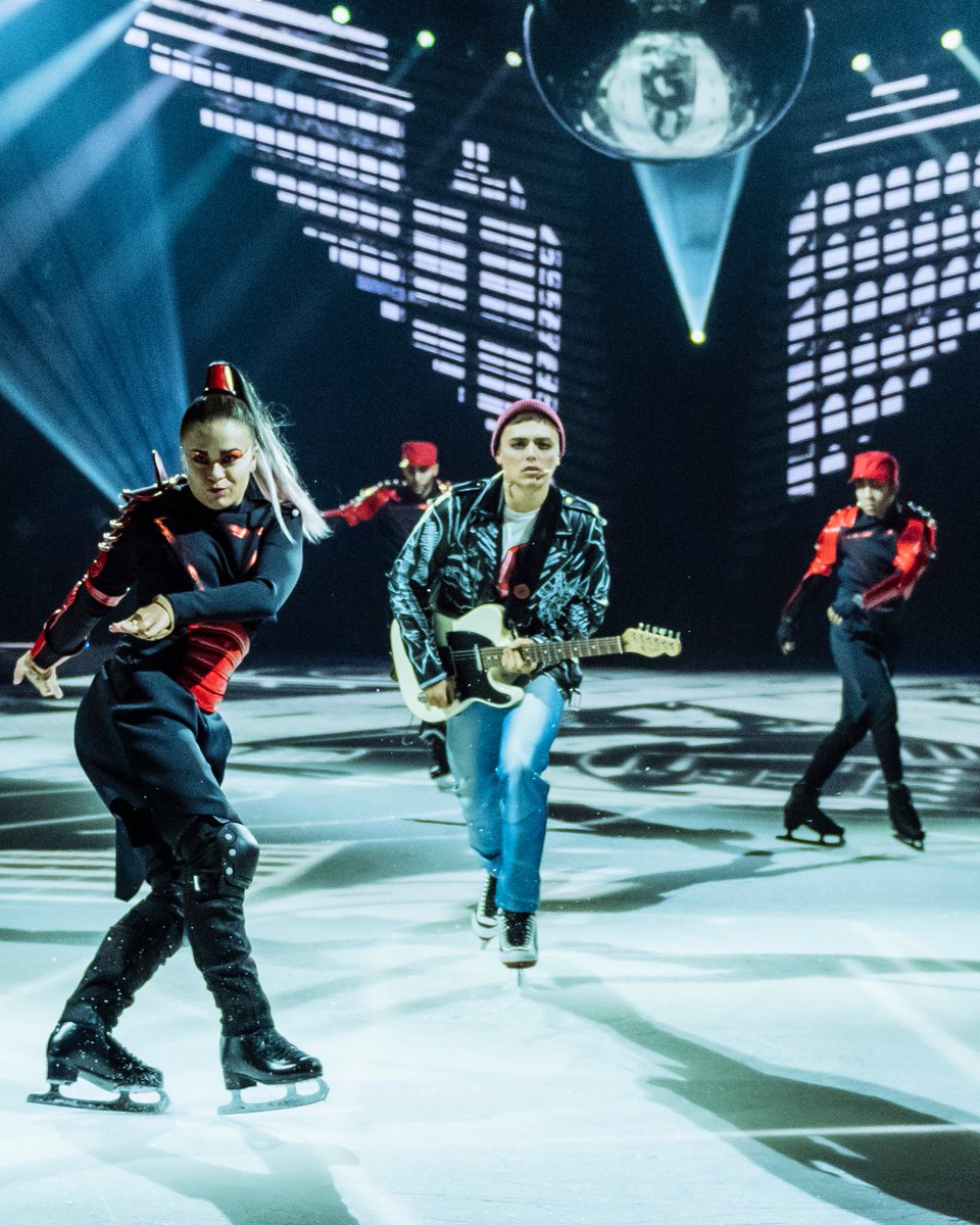 Cirque's tweet photo. #AXELCirque is starting tour soon! Here’s a sneak peek from media day. ⛸🎶🔻 Learn more: https://t.co/FkElqOtq0b https://t.co/6IPloK0v4D