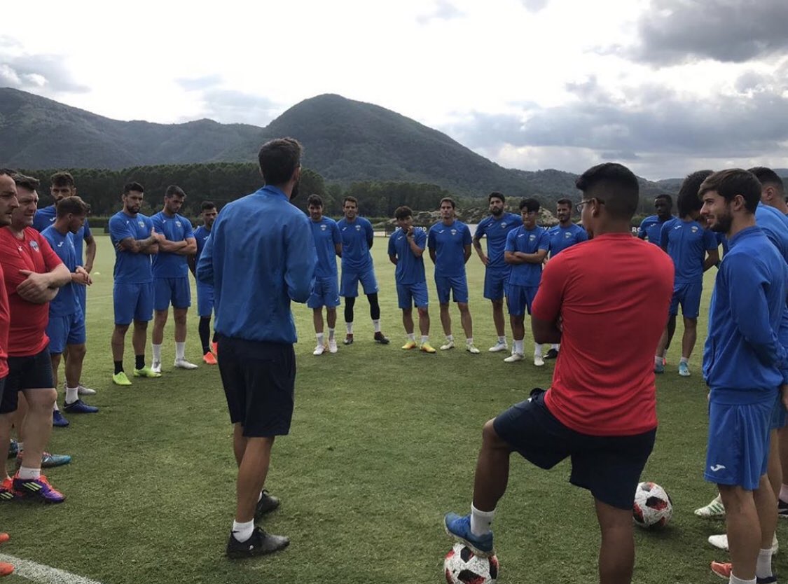 royalverd's tweet photo. [CA] @Lleida_Esportiu benvinguts al nostre #trainingcenter ⚽️ 
Esperem que gaudiu de l'estada!
⠀⠀⠀⠀⠀⠀⠀⠀⠀
#Royalverd | #lleidaesportiu | #valldebas https://t.co/Ta4t0CzeA3